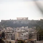 Small Studio Under Acropolis B!