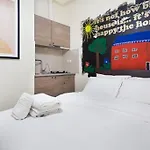 A Comfortable Small Studio Nearby Acropolis 203