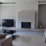 Avenue Luxury Home