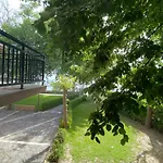 Paparizou Apartments