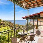 Kerkis Traditional Guesthouse
