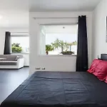 Leonida'S Home - Shared Pool, Jacuzzi And Beach 150Mt