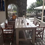 Romanos Summer House