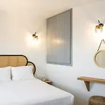 Evanthia Best View Thirassia Island Hotel