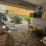 Dimitri'S Apartment