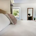 Armantanis Luxury Suites