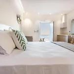 Armantanis Luxury Suites
