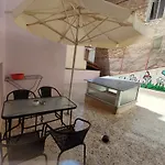 Constanteli Apartment