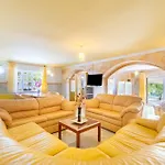 Paco'S Resort Luxury Villa 32