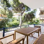 Great Two Bedrooms Apartment In Varkiza