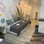 Manello Home Art