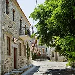 Rodakas Anthoula