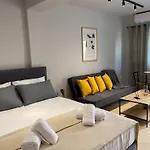 Central Studios Kalalamata Deluxe