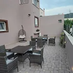 Villa Giotis