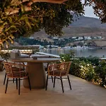 Lasia Luxury Suite