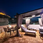 Fd Luxury Suites
