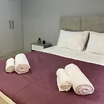 Gyzi Athens Apartment