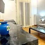 Jorges House In Athens
