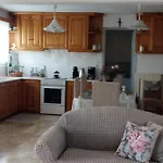 Sandy,S House