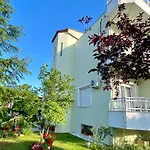 Apartments Thomoglou Giota