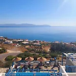 Prapas Apartments