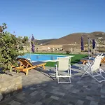 Pleiades Paros Family Apartments