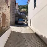 Jim'S House