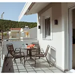 Ammoshine Apartment
