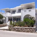 Marianos Apartments