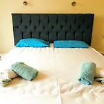 Dimitra'S Garden Apartments