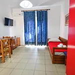 Epavlis Apartments