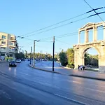 Acropolis Museum Grand Apartment