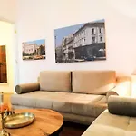 Elegant Apartment In Syntagma Square