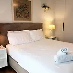 Elegant Apartment In Acropolis