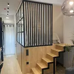 B1 Luxury Studio