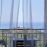 Attic With A View-Σοφίτα Με Θέα