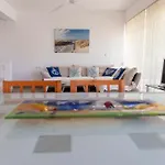Felicia Dream House