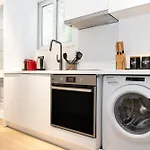 Stylish Apartment In Glyfada With Outdoor Patio