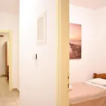 Manolika Studio 2