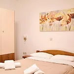 Manolika Studio 3