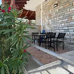 Villa Kostas Accommodations - Nea Vrasna