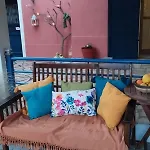 Floras House
