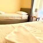 Cozy Suite With Acropolis View