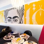 The Muse Central Flat In Thessaloniki Just A Few Steps Away From All Museums And Helexpo