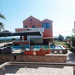 Nitelli'S Houses