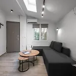 Vesper Apartments, The Luxury Suites