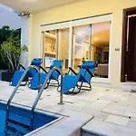 Elena'S Exclusive Pool Villa