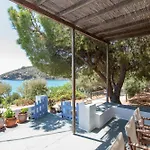 Nina'S House Above The Amazing Sea!
