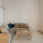 Maggano Paros Apartments 3