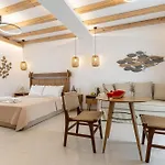 Birikos Hotel & Suites